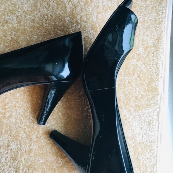 Antonio Melani Peep Toe Heels-Black Size 8 - Picture 5 of 6